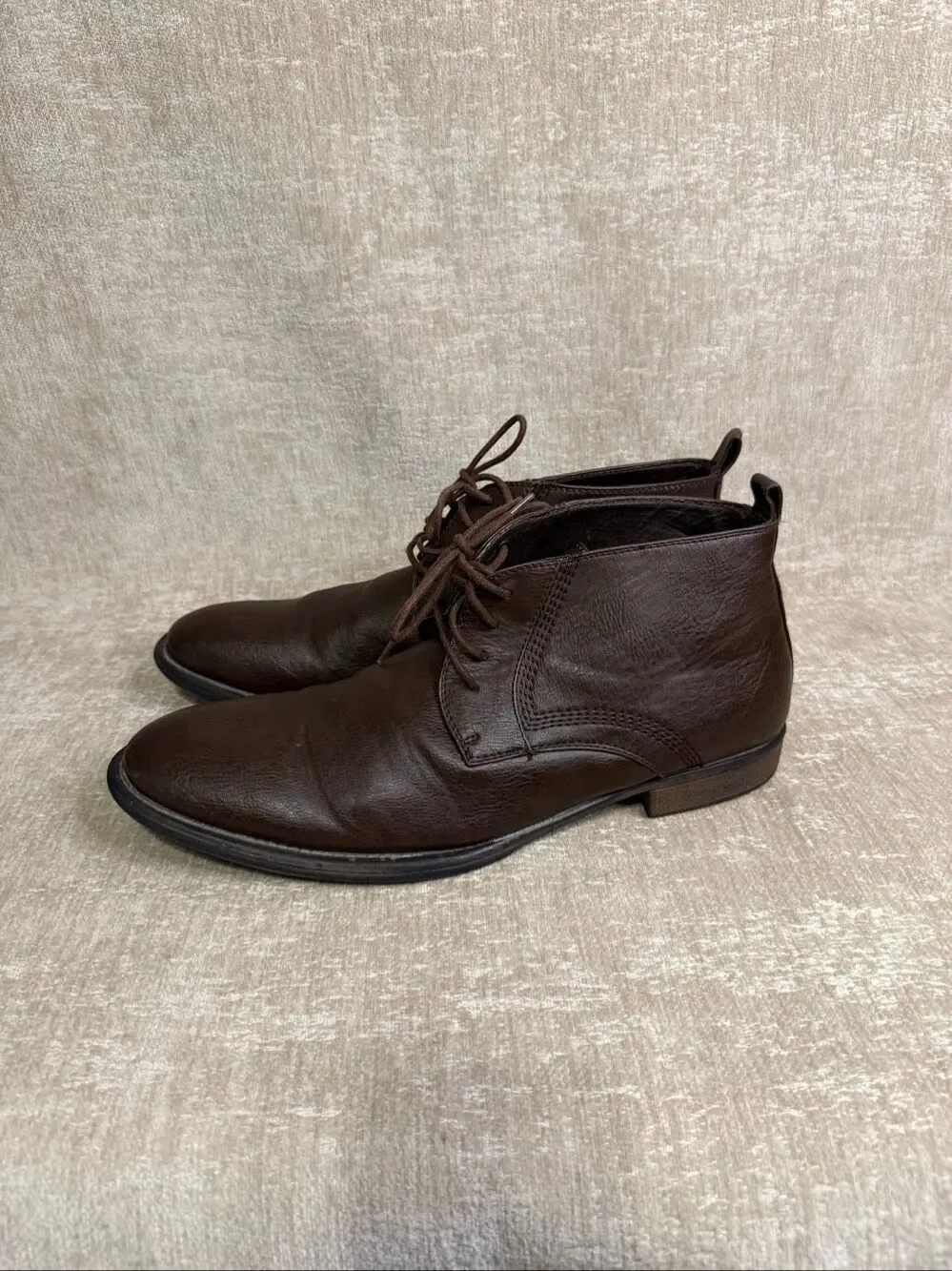 GUESS Men’s MG Norway Chukka Leather Ankle Boots Rich Dark Brown Size 12M